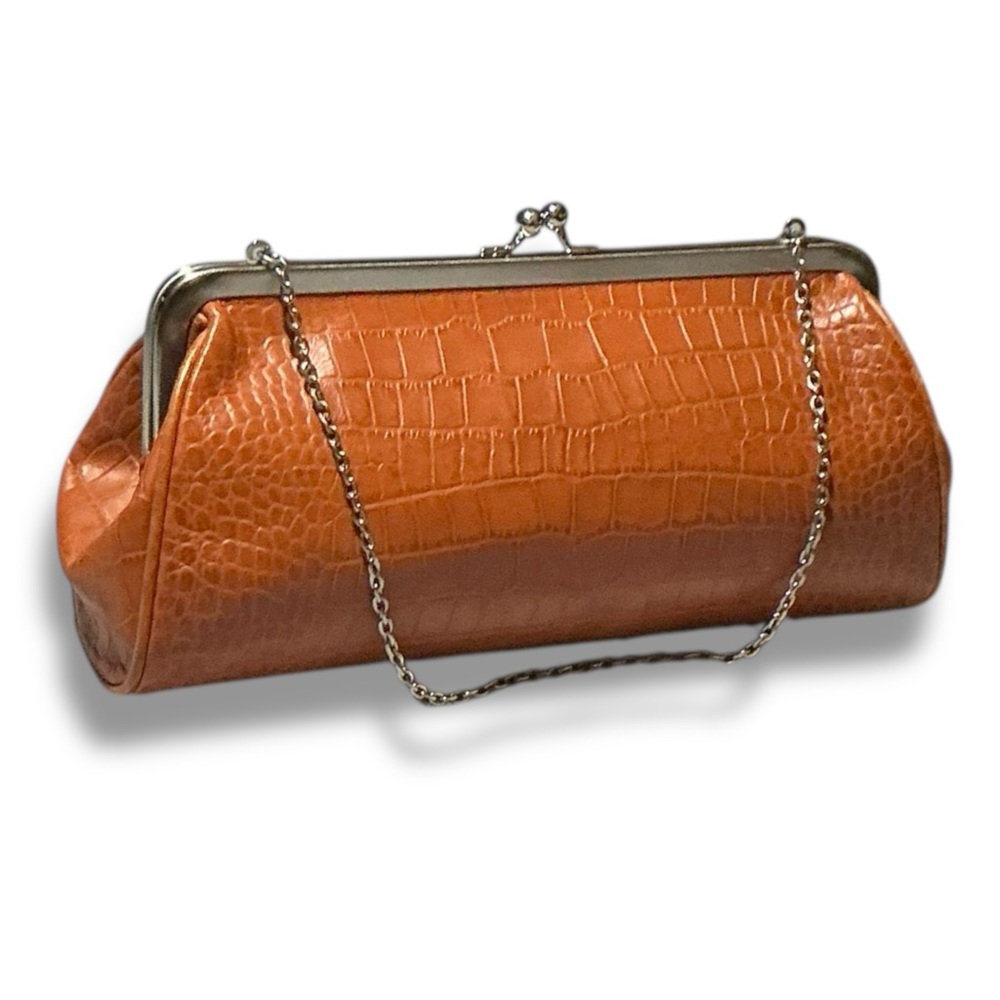 ANN TAYLOR LOFT CROCODILE EMBOSSED CLUTCH – SILVER HARDWARE EUC